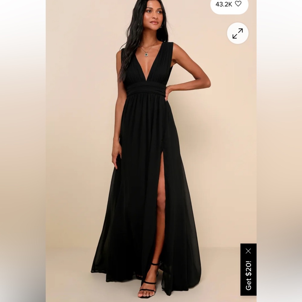Lulu's Black Plunging V-Neck Maxi Dress with High Slit
